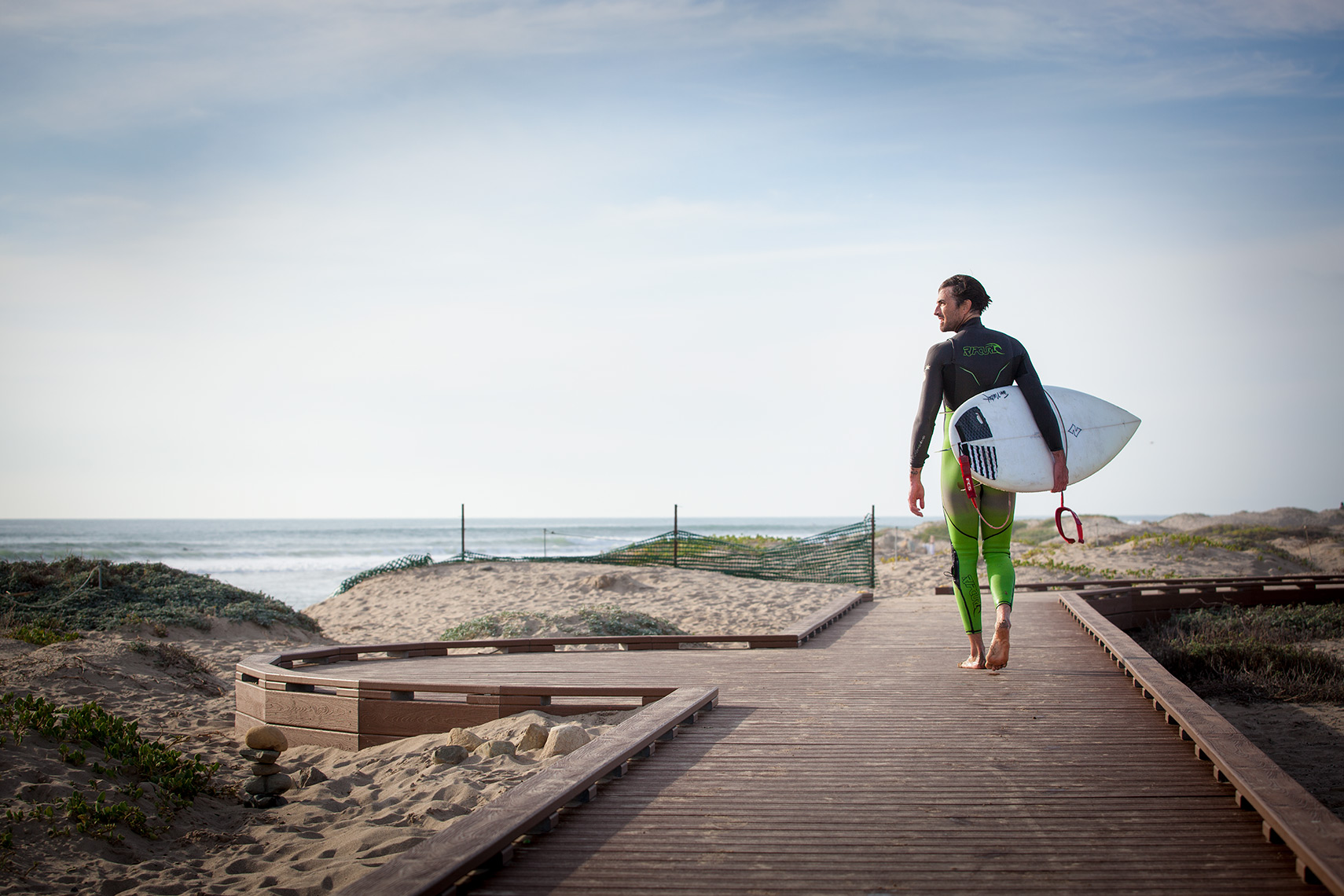 Zipping wetsuit - Surfer